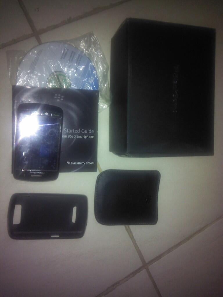 blackberry 9530 malang