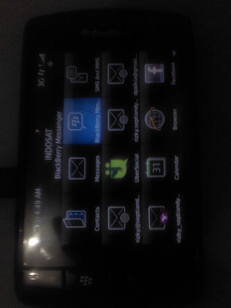 blackberry 9530 malang