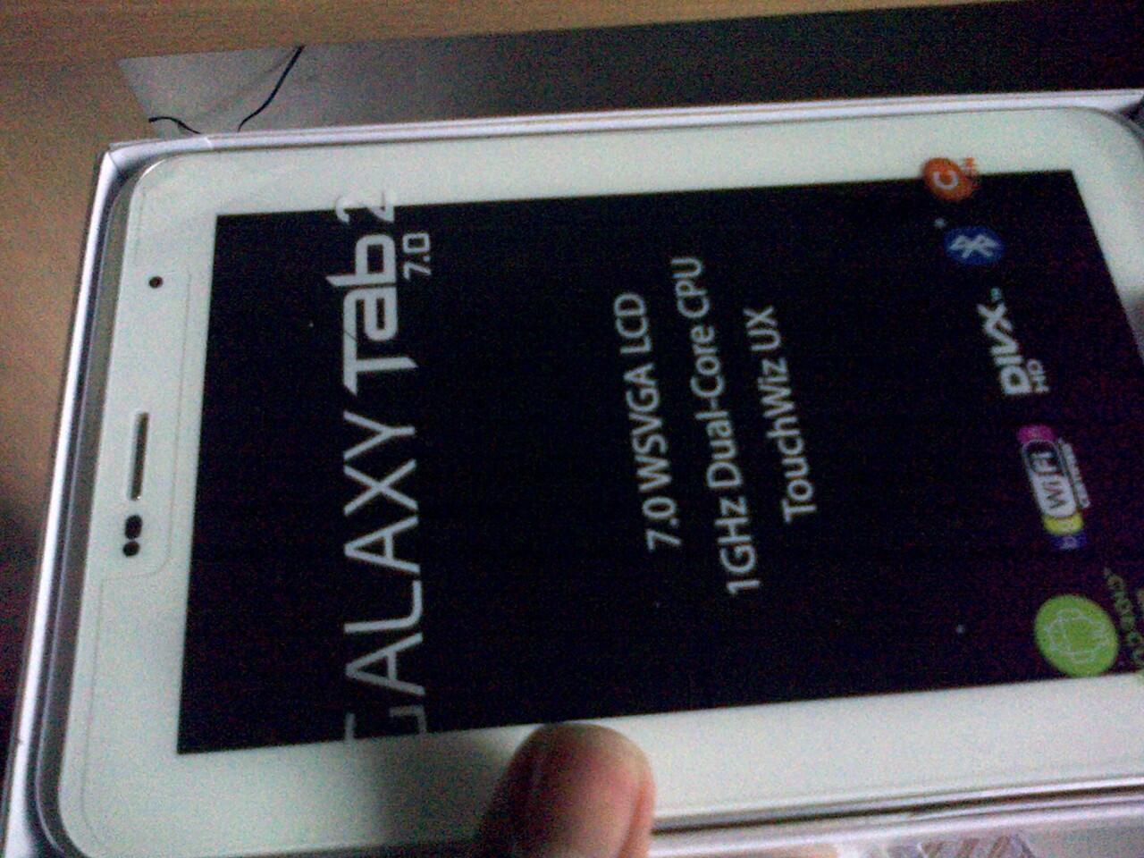 SAMSUNG GALAXY TAB 2 7.0 BNIB BONUS CASING+ANTI GORES