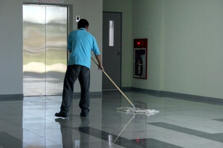  Kisah Seorang Cleaning Service KFC Menjadi Boss Rocket Chicken 