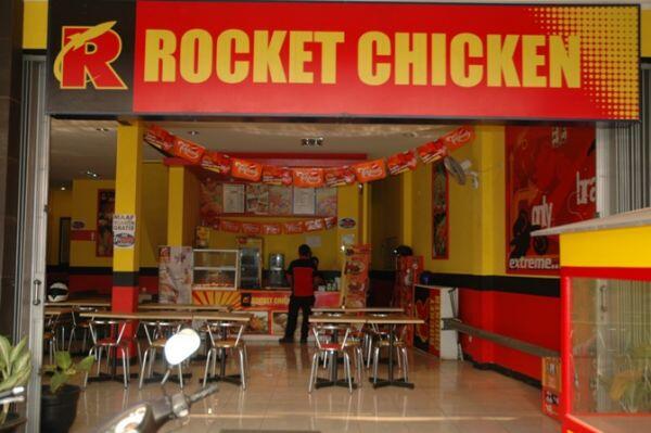  Kisah Seorang Cleaning Service KFC Menjadi Boss Rocket Chicken 