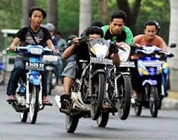 jenis- jenis kendaraan bermotor yg kadang bikin kesel ( versi ane )