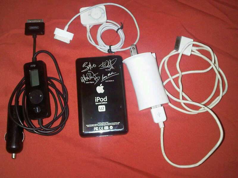 ipod clasic U2 edition, rare item, 30gb