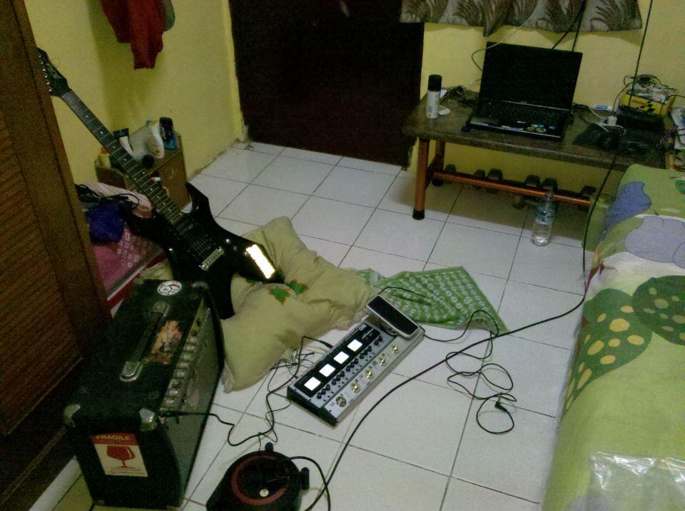 Ampli Silver Crest SCM 30