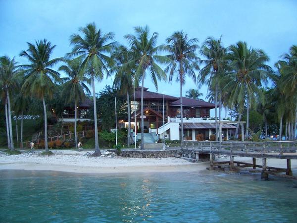 Menjelajahi si &quot;Perawan&quot; Pulau Moyo, NTB