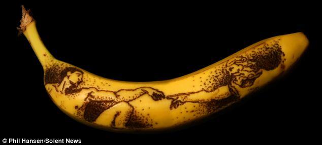 Amaizing…!! Karya 'Tato' Di Kulit Buah Pisang, Banana-ART