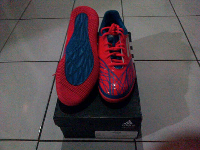 sepatu futsal adidas (freefootball speedkick) 100% ORI murmer!!!