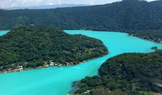 &#91;Must See&#93; 10 Danau Gunung Berapi Terindah di Dunia