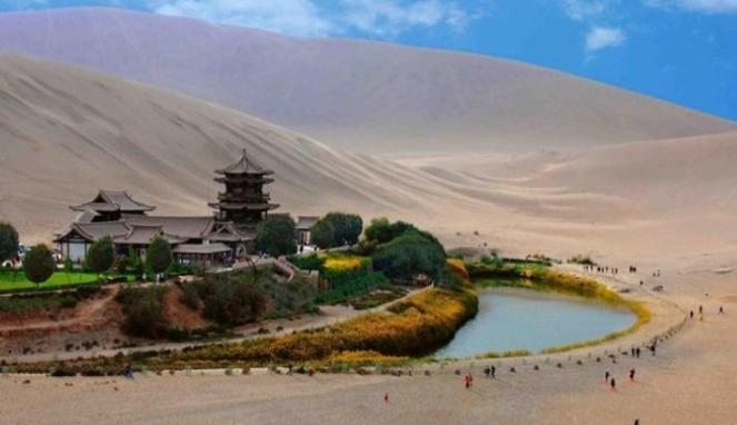 Danau Permata Tersembunyi di China