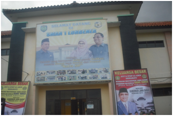 {Akal Bulus Cagub Jabar Golkar} Baliho YANCE Masuk Sekolah