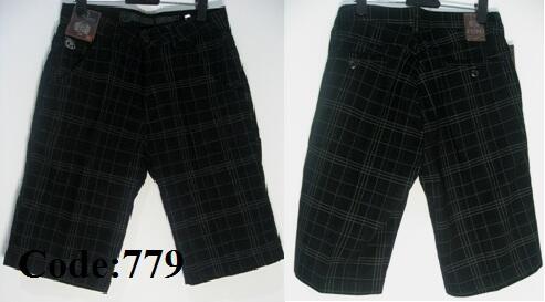 CELANA PENDEK TRENDY