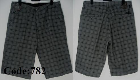 CELANA PENDEK TRENDY
