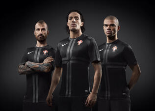 Belanda &amp; Portugal merilis baju baru away.