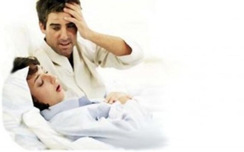 Tidur Ngorok Lebih Berbahaya Dari Merokok