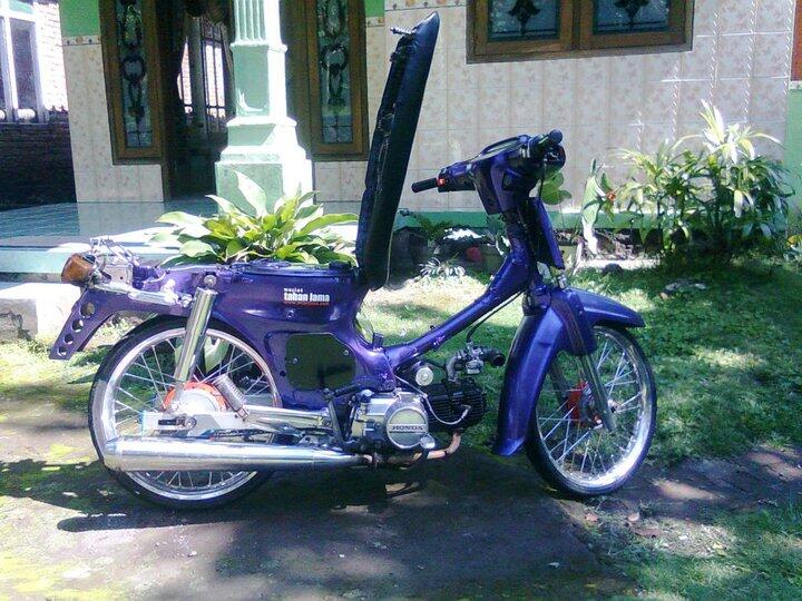 Koleksi motor dari yang cool ampe yang clasic (pecinta motor masuk)