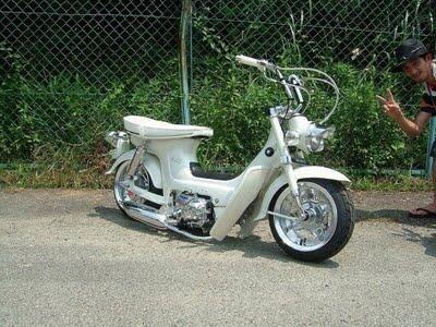 Koleksi motor dari yang cool ampe yang clasic (pecinta motor masuk)