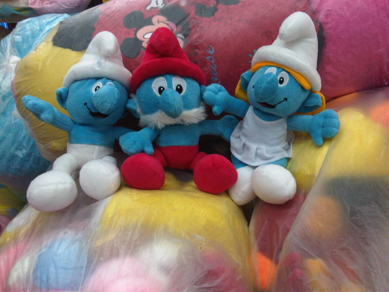 Boneka bermacam bentuk & ukuran