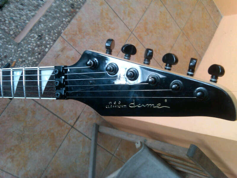 Terjual Jual Gitar Dame Neoclassism Strato dan Gitar Dame 