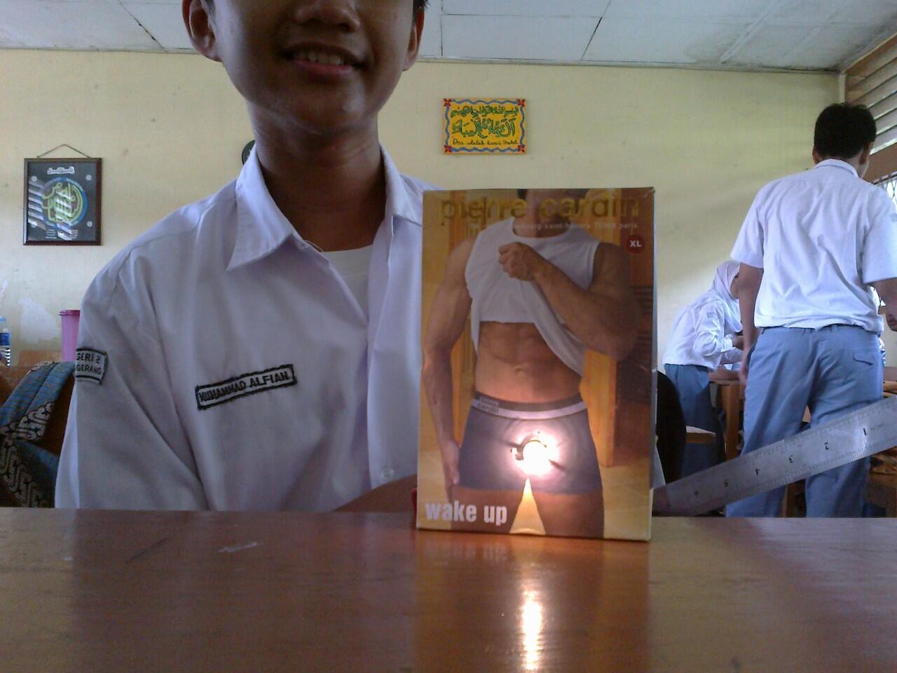 Karya Temen Ane yang sungguh Kreatif !!!
