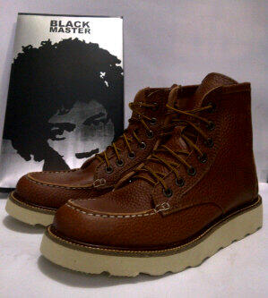 SEPATU PRIA BLACK MASTER