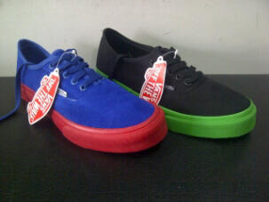 Ready All Vans Poplite,Autentic,Era 59, California (Sued & Kanvas ) & Solgum ...Murah