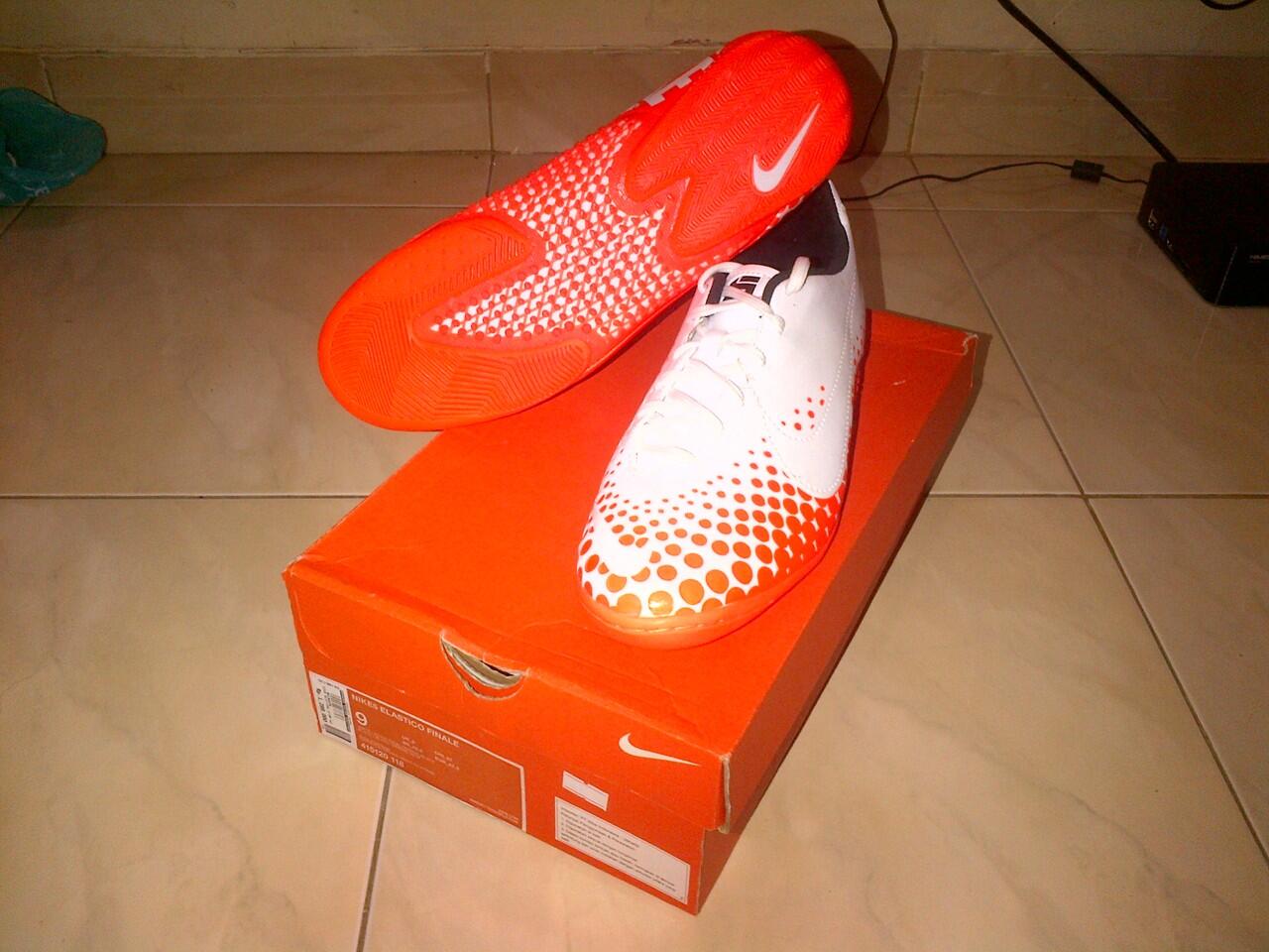 Sepatu Bola dan Futsal Nike Mercurial,T90,CTR,Vapor,Laser | Adidas F10 IN | ORIGINAL