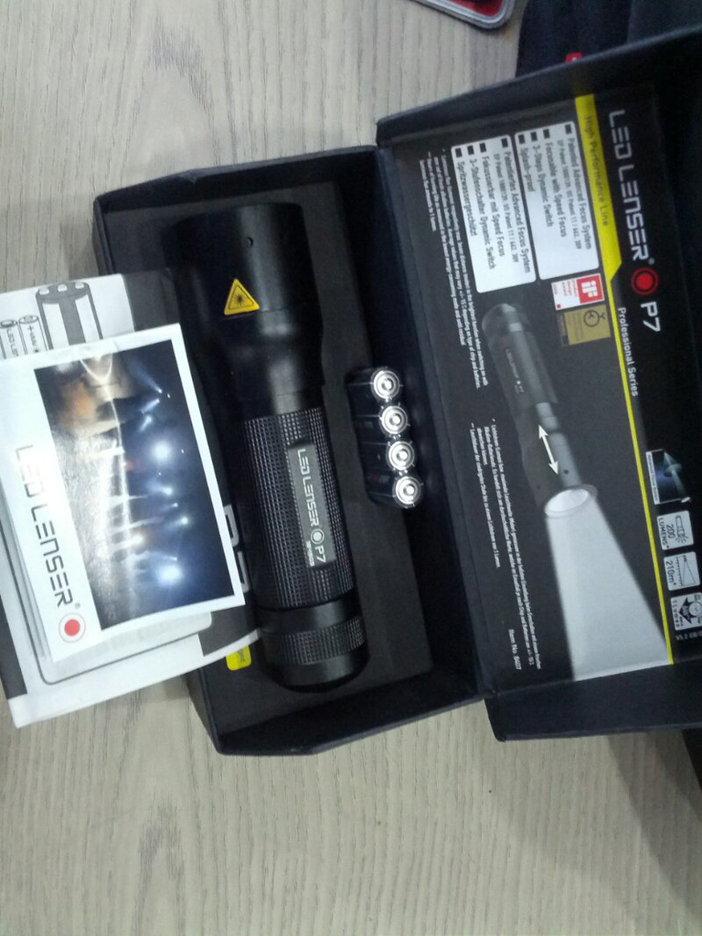 Senter original LENSER jerman Cree LED P3 P5 P7 police P14 P17 M7 V6 X21 T5 T7 H7 H14