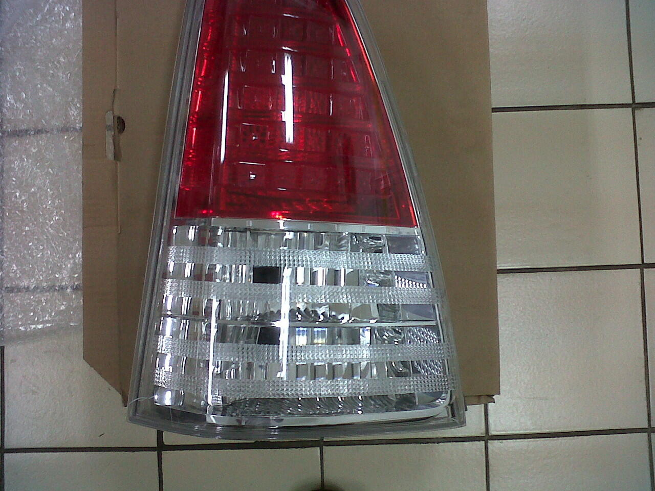 Cari BJUAL LAMPU TOYOTA ALL NEW AVANZA VELOZ INNOVA DLL B