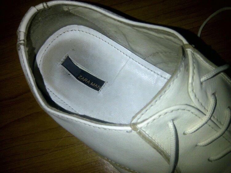 Sepatu zara ORI Size 44 kecil ( 42 ukuran indo )