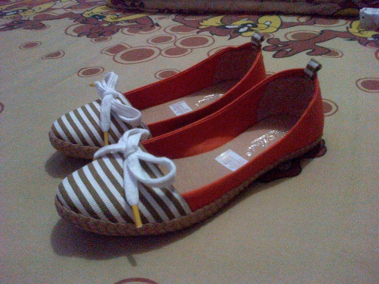 READY STOCK Flat Shoes - Stripe Ribbon
