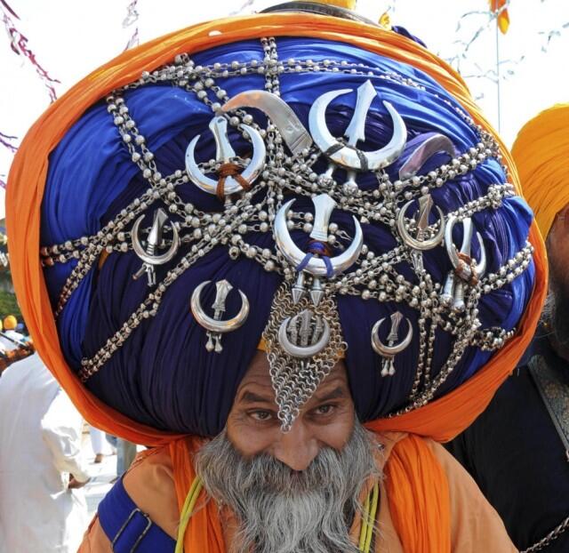 Keanehan Sorban Prajurit Sikh