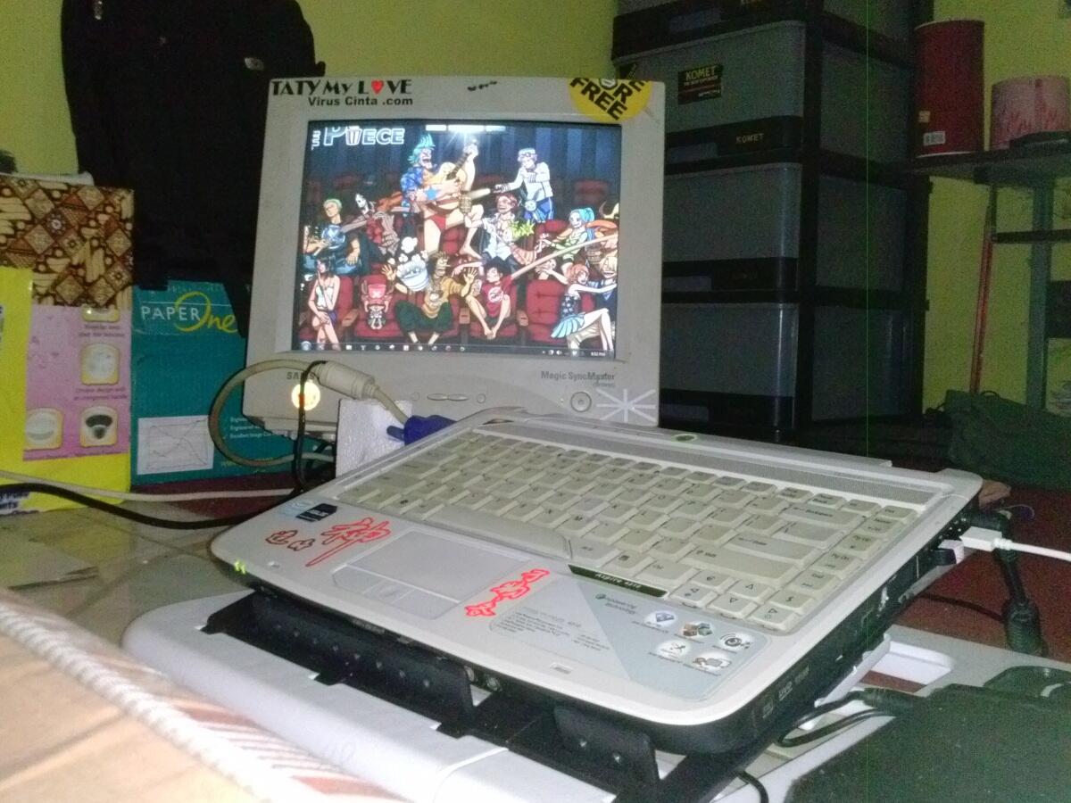 Laptop Unik Kreasi Anak Indonesia