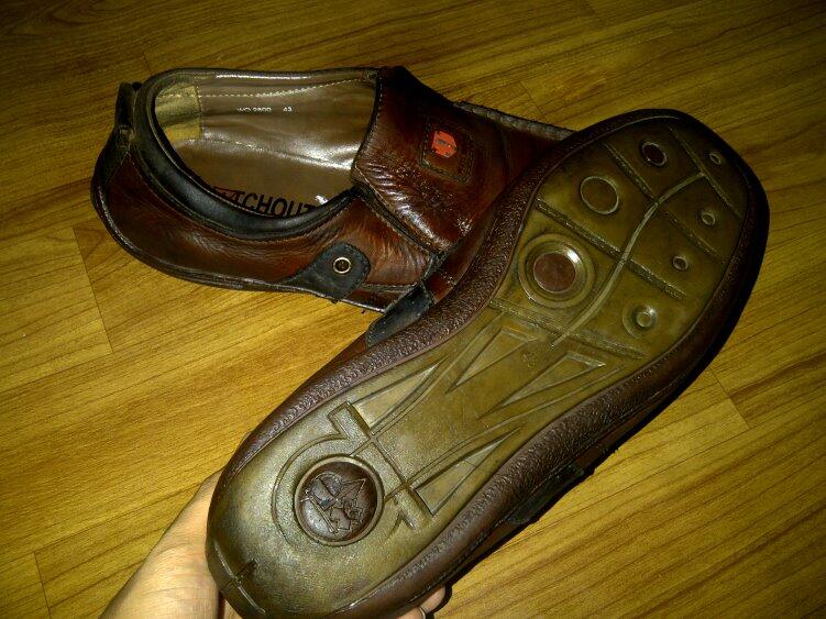 Sepatu watchout size 43 BU
