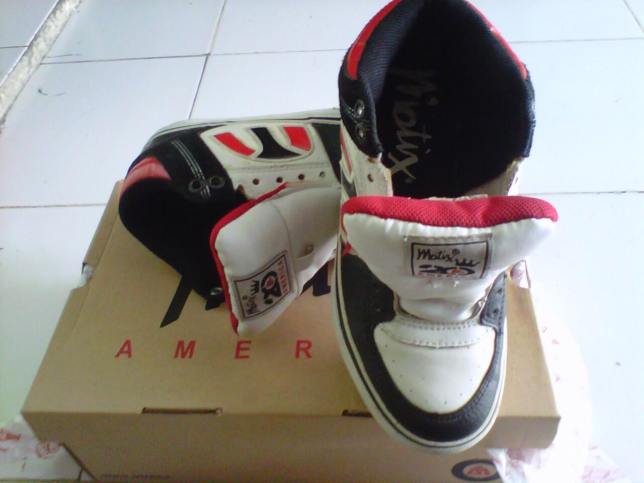 Sepatu MOTIX AMERICA Bandung