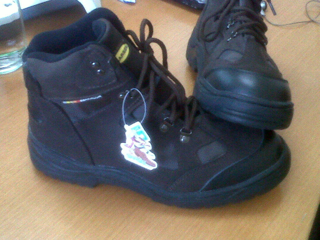 Jual (baru) Sepatu Adventure / Outdoor / Hiking