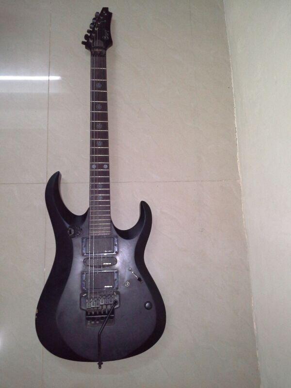 Jual gitar listrik Cord Hitam Seken murah