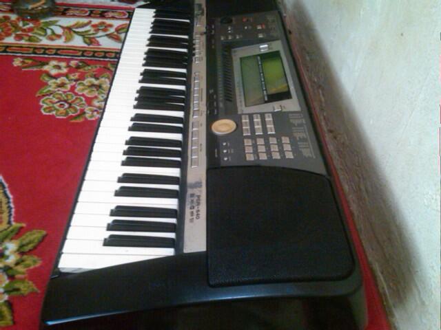 KEYBOARD YAMAHA PSR 640 DISKET..MURAH AJEEEEEEEE