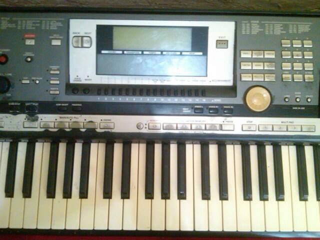 KEYBOARD YAMAHA PSR 640 DISKET..MURAH AJEEEEEEEE