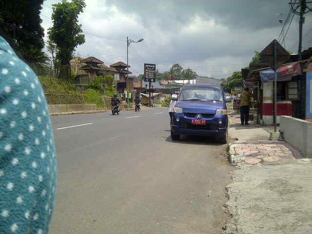 Plat Merah ini kenapakah?