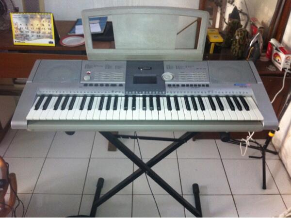 YAMAHA PSR 295