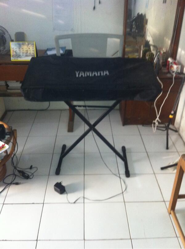 YAMAHA PSR 295