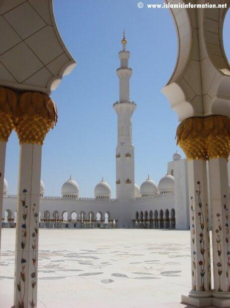 Masjid Dunia yang Paling Indah Arsitekturnya, Sheikh Zayed Grand Mosque di Abu Dhabi 