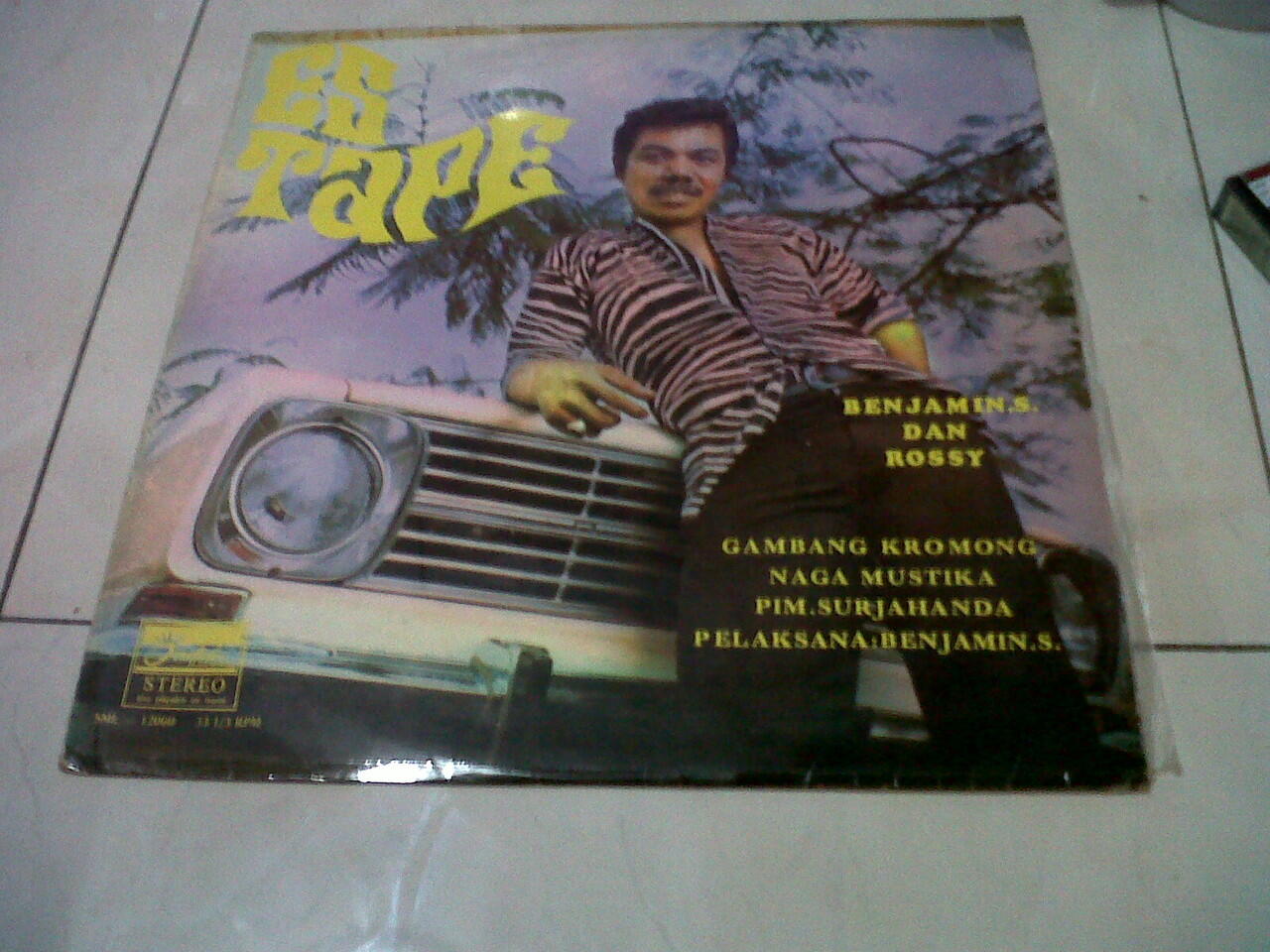 piringan hitam indonesia lilis suryani, koesplus dll