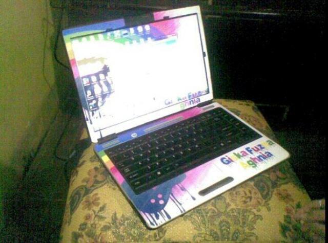 Terjual GARSKIN LAPTOP full wallpaper (luar dalem gan 