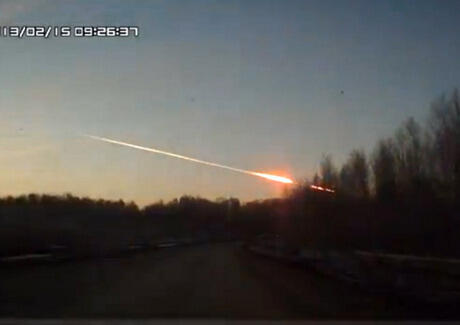 &#91;VIDEO&#93; Meteor jatuh di Rusia, disangka UFO