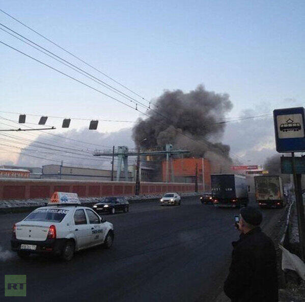  Meteor Terjang Bumi, 400 Orang luka2 di chelyabinsk impact 02/15/13 hari ini