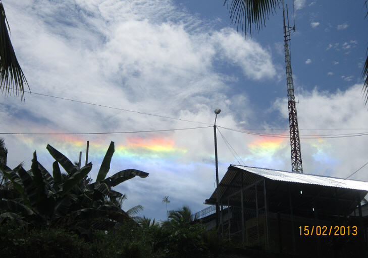 Fenomena Circumhorizontal Arc (pelangi aneh) di Ambon, 15-02-2013