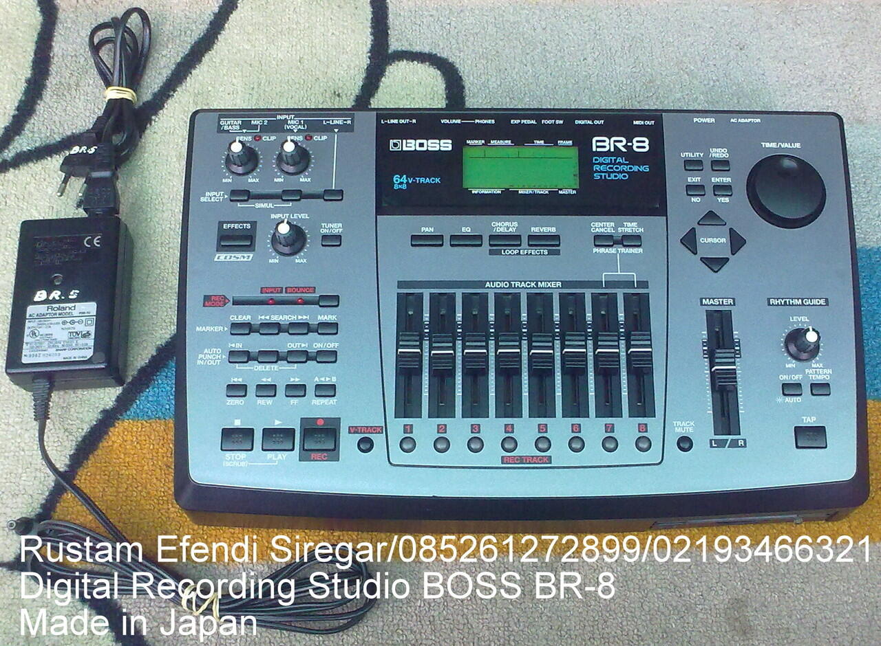 Digital Recording Studio/ BOSS BR-8 Made in : Japan