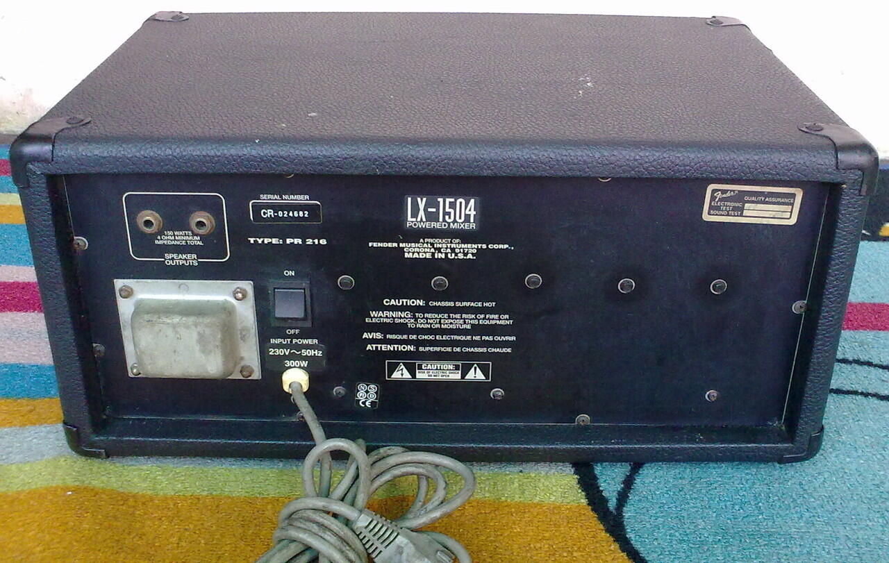 Power Mixer Fender 4 CH/Reverb Spring Made in : USA