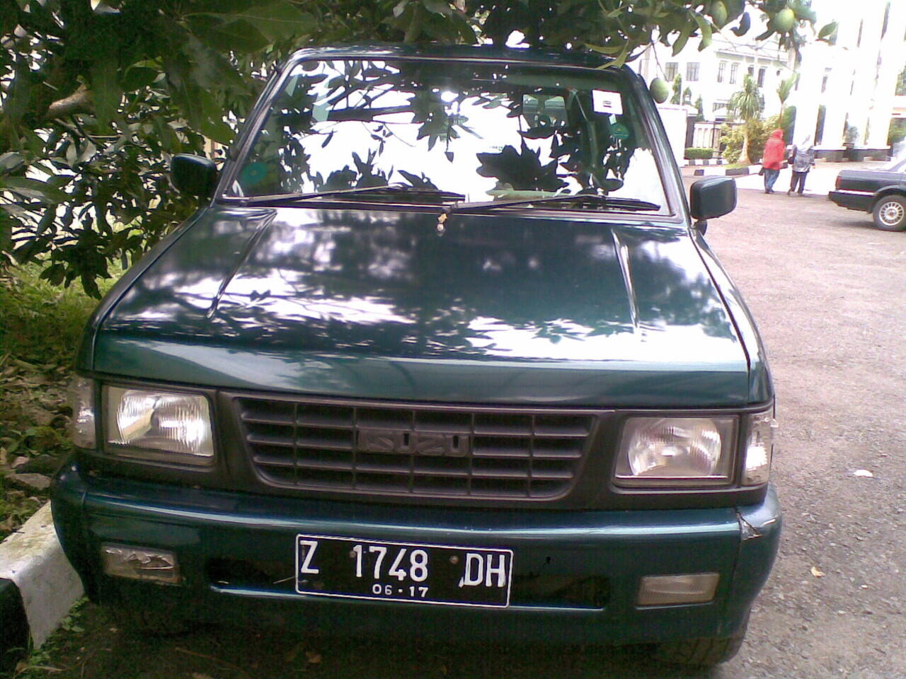 Cari Isuzu Panther Grand Royal Tahun 2000 KASKUS